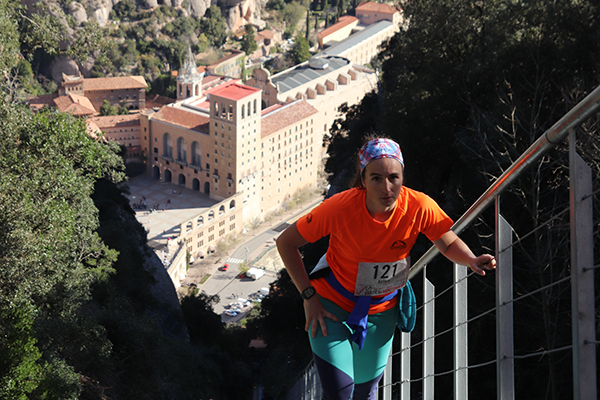 Vertical Montserrat 2019