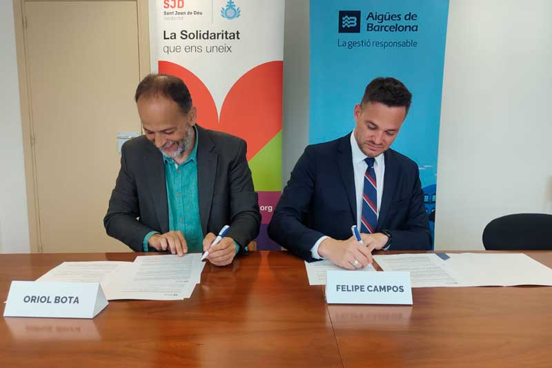 Signatura del nou acord entre l'Obra Social de Sant Joan de Déu, el Parc Sanitari SJD i Aigües de Barcelona pel programa 'Ocupa't'