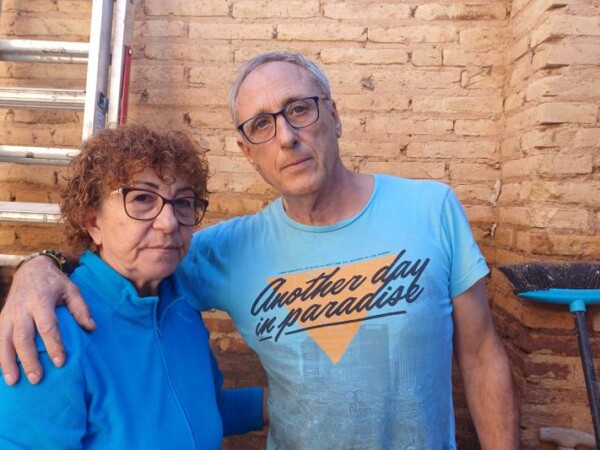 Ofelia y Miguel, vecinos de Forn d'Alcedo afectados por la DANA
